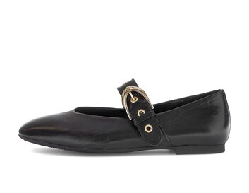 Elegant ballerina black
