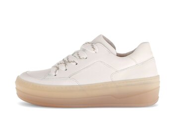 Low sneaker cream