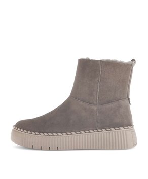 Winter ankle boot brown