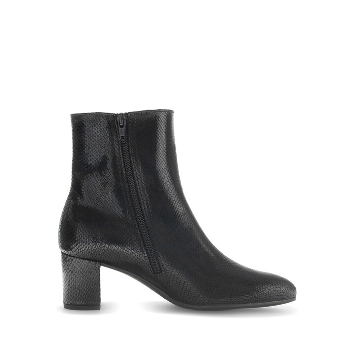 Elegant ankle boot black #1