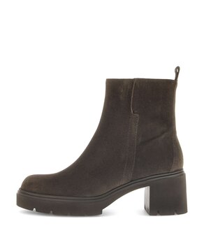 Platform ankle boot brown
