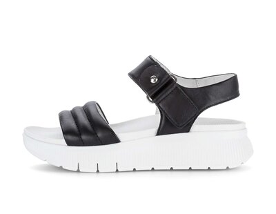 Platform sandal black
