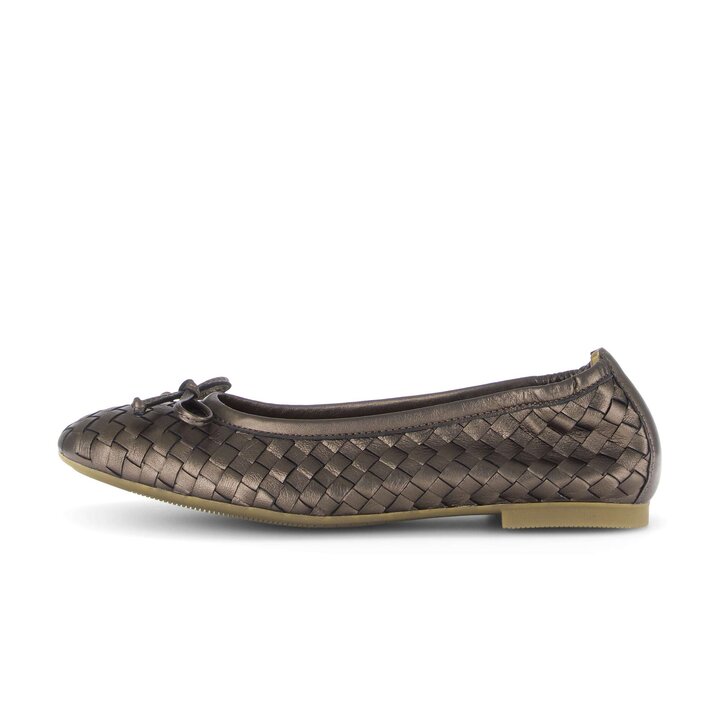 Elegant ballerina brown #0