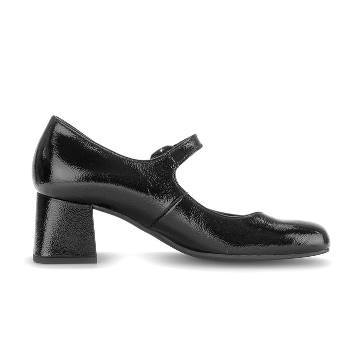 Buckle pump black #1