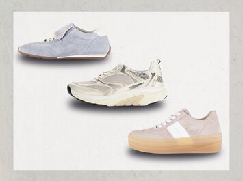 Trois baskets différentes pour femme sont présentées sur un fond blanc. En haut à gauche, une basket en cuir bleu clair avec talon beige ; au centre, une basket sportive crème avec des empiècements en mesh ; en bas à droite, une basket beige avec une bande blanche et une semelle large marron clair. | © Gabor Shoes GmbH, Allemagne