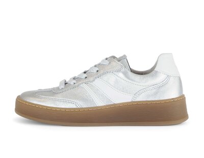 Low sneaker silver