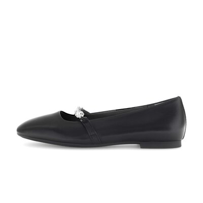 Elegant ballerina black
