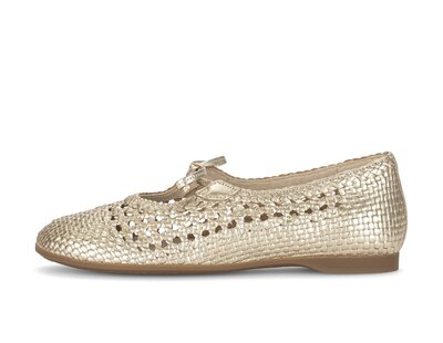 Elegant ballerina gold