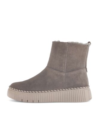 Winter ankle boot brown